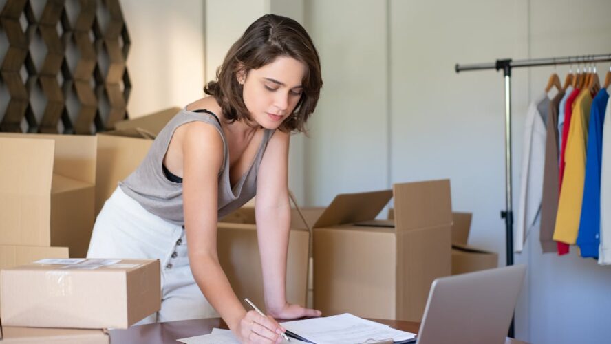 Que horas o correio atualiza o rastreamento?