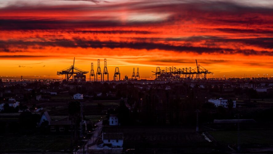 O que é setor secundário da indústria: Definição e Importância Econômica