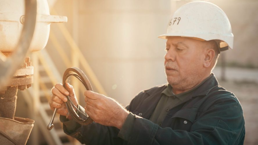 Como funciona a proteção contra descargas atmosféricas em empresas?
