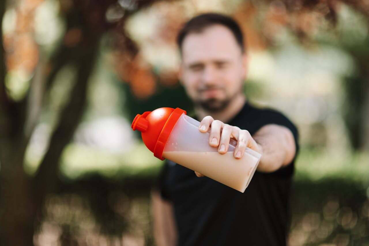 Diferenças entre os tipos de Whey Protein e qual faz mais sentido para cada objetivo